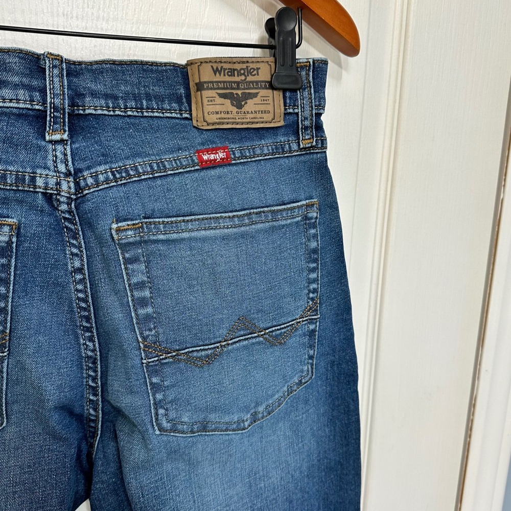 Wrangler Five Star Premium Mens Athletic Fit Stretch Jeans Blue 29x30 1090ATWHF